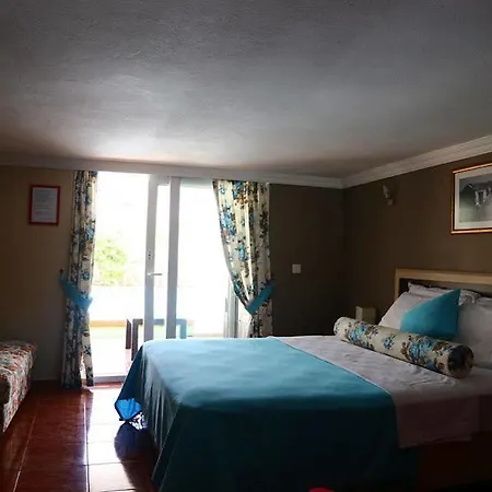 Πανσιόν Guzelyali 2*